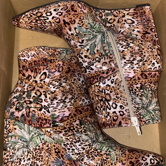 Women Wedge Booties - Picture 1 of 3